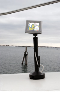 Garmin GPS on marine mount